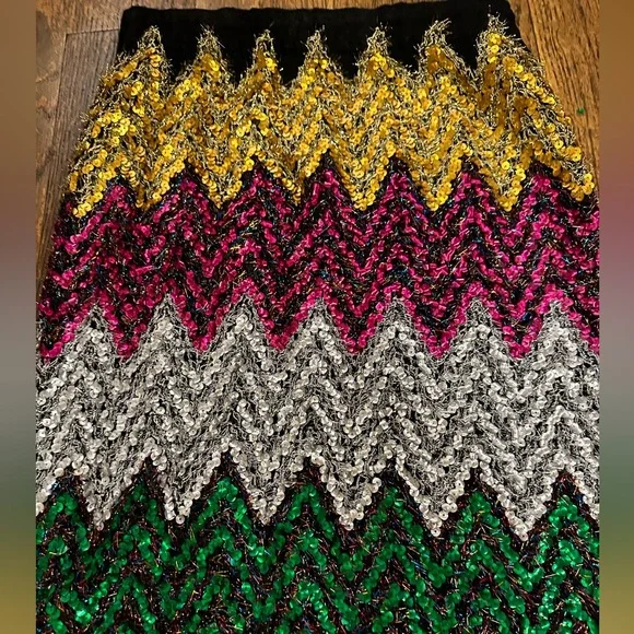 BNWT, Zara Black Knit Colorful Sequin Pencil Skirt, Size M - Picture 2 of 8